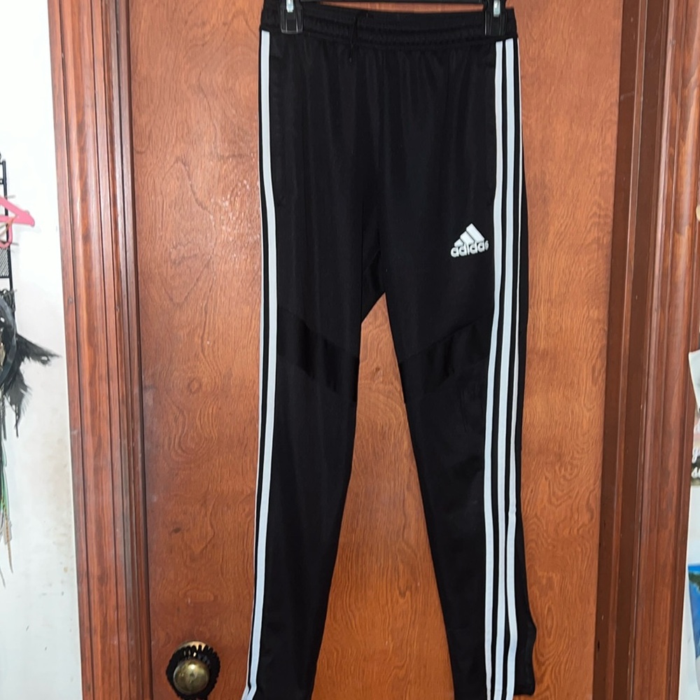 Adidas- climacool women’s joggers- with pockets & zippered legs- XS
